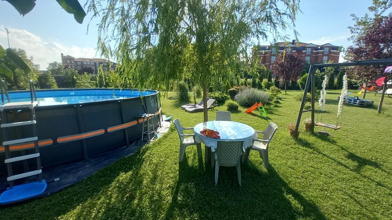 Green Villa Rodna Skopje Exteriér fotografie